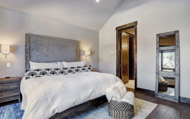 Wintours Leap 4 Bedroom Townhouse by RedAwning