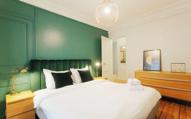 Central Paris 1BR near Palais Royal