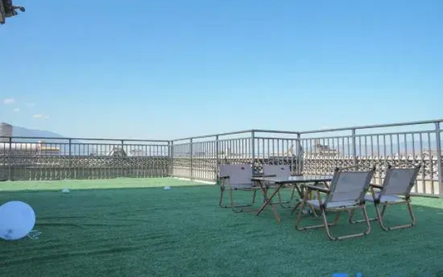 Mountain Scenery in Huai Homestay (Erhai Fumei Yi Branch)