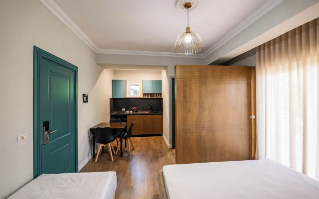 Kristianna Apartments