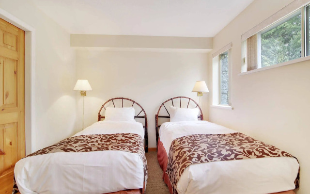 Valhalla Vacations at Whistler