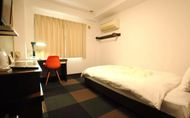 First Hotel Taketoyo