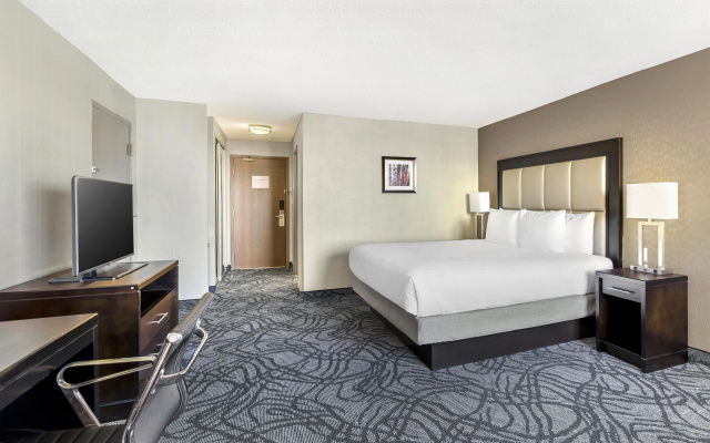 Best Western Plus Waterfront Hotel