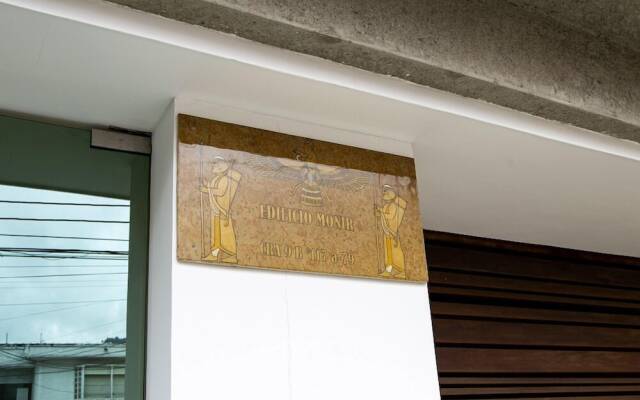 Apartasuite Edificio Monir