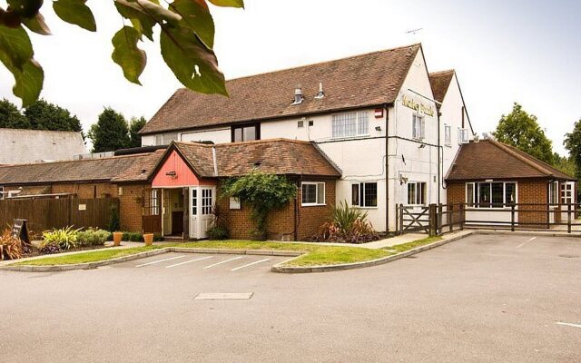 Premier Inn Farnborough West - Southwood