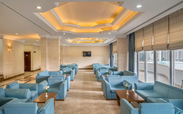 Green Max Hotel