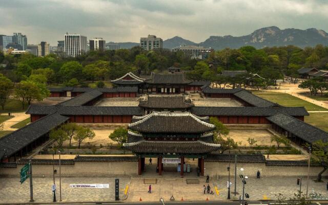 Bukchon Hakminjae Hanok Stay