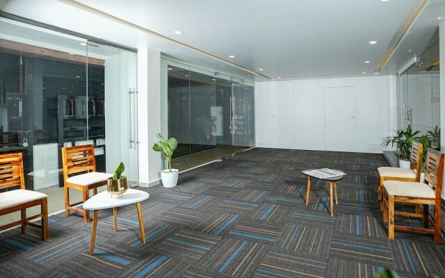 La Serene Business Hotel - Manyata Tech Park