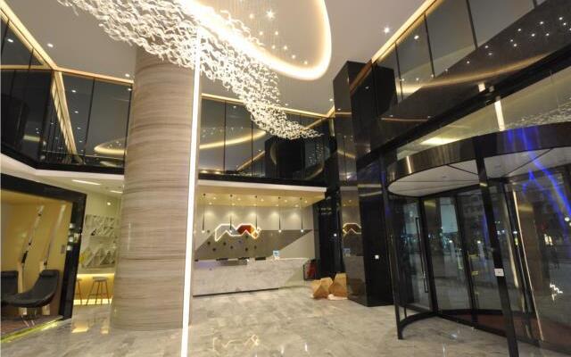 Borrman Hotel Hechi Bama