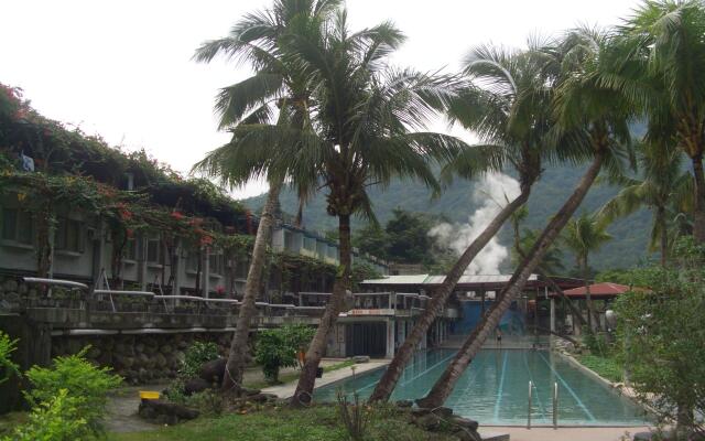 Ayawan Hot Spring Resort