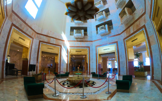 Le Palace