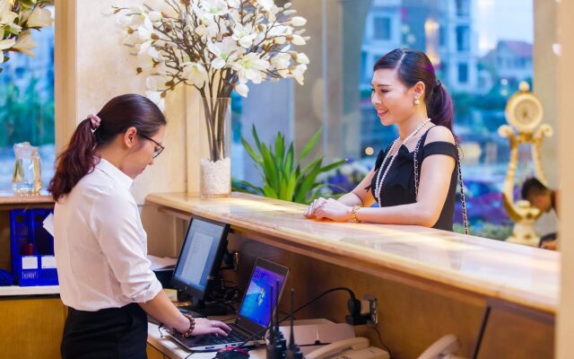 Tu Son Luxury Hotel