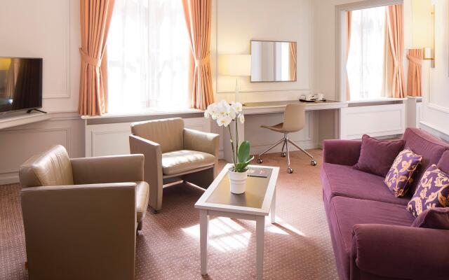 Crowne Plaza Bruges, an IHG Hotel