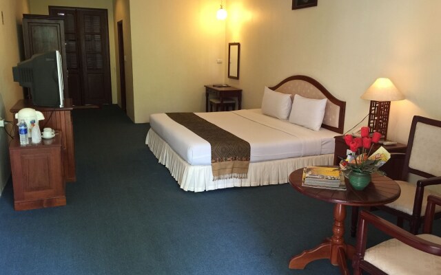 Champa Palace Hotel