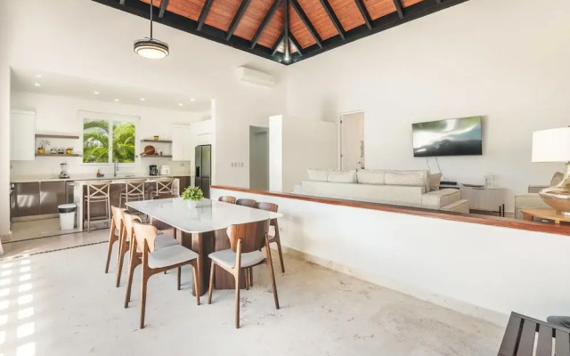Rustic Villa With 3BR Pool bbq in Cap Cana