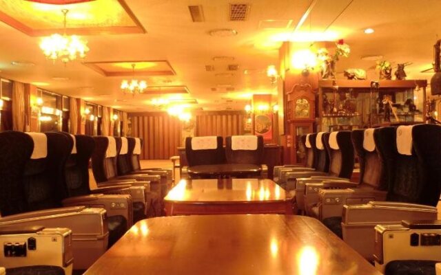 Daisen White Palace