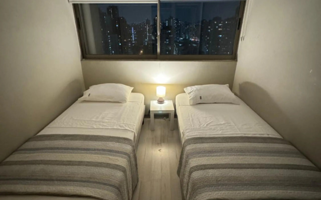 Dpto 2D 1B, Parque Almagro, Santiago.