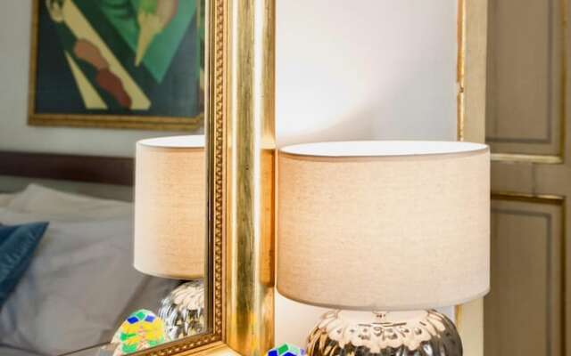 Trevi Fountain Apartment