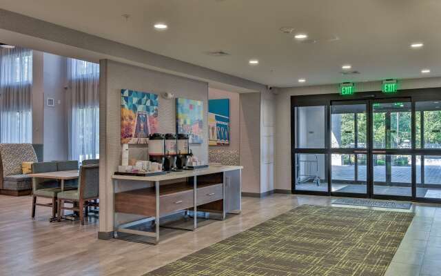 Hampton Inn & Suites by Hilton Keene