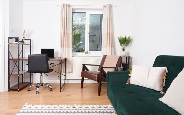 Stunning 3-bed House in Central Milton Keynes