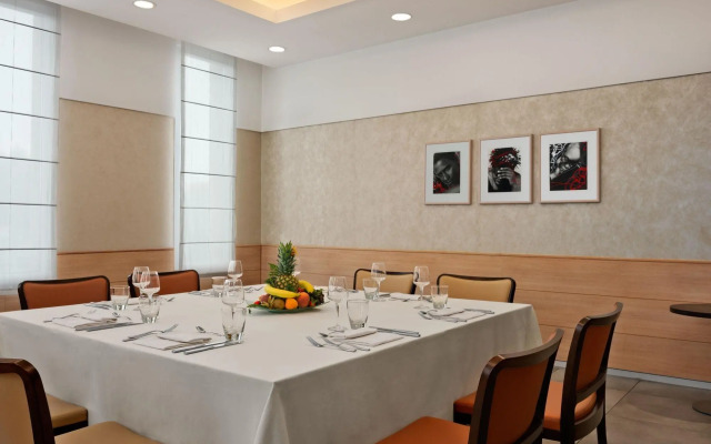 Hilton Garden Inn Rome Airport