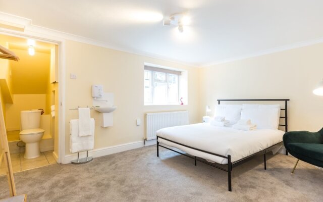 Lovely 3BR Apartment near Kings Cross