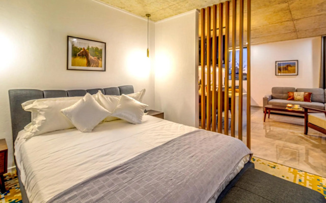 Kravit Premier Suites