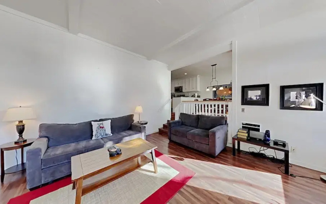 513 2 Bedroom Home