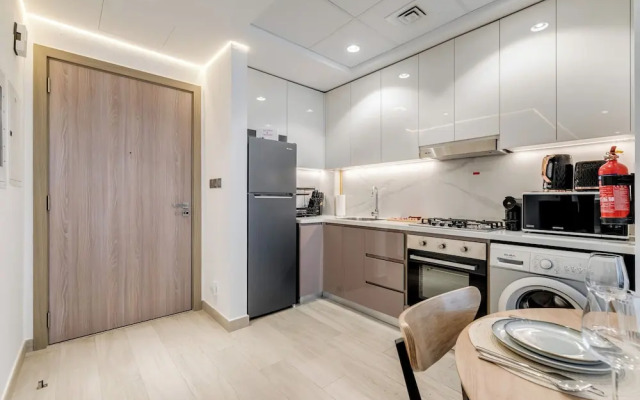 GLOBALSTAY. Azizi Riviera 40