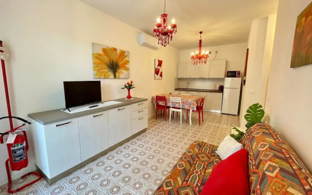 Apartment With Garden and Pool