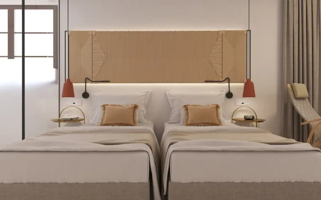Utopia Luxury Resort
