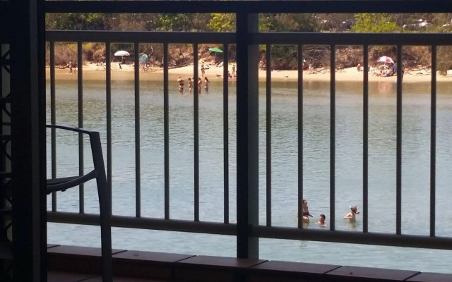 Sunrise Cove Holiday Apartments