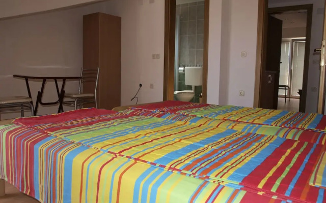 Bogdanoski Studios & Guest Rooms