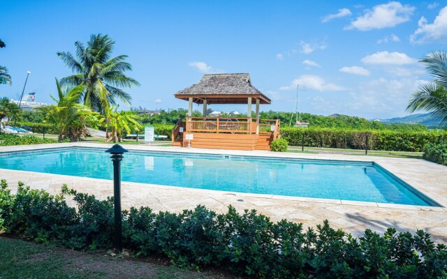 Luxury Apartments and Rooms The Lagoons
