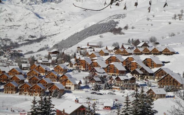 Adonis Fontaine du Roi by Olydea