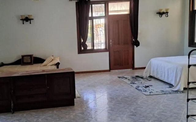 Mbweni Zanzibar Lux House