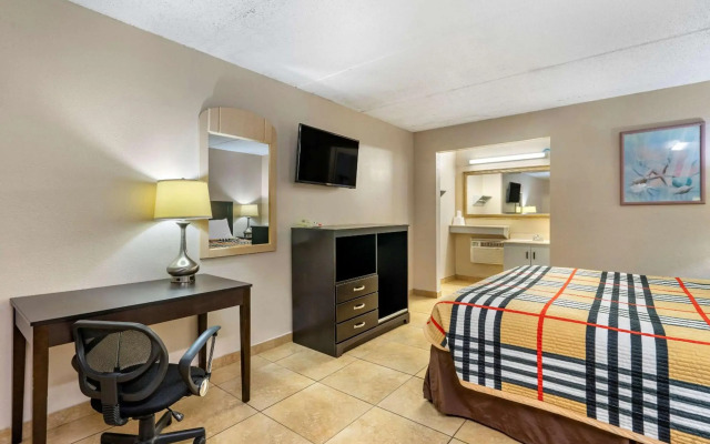 Rodeway Inn Clearwater - Dunedin