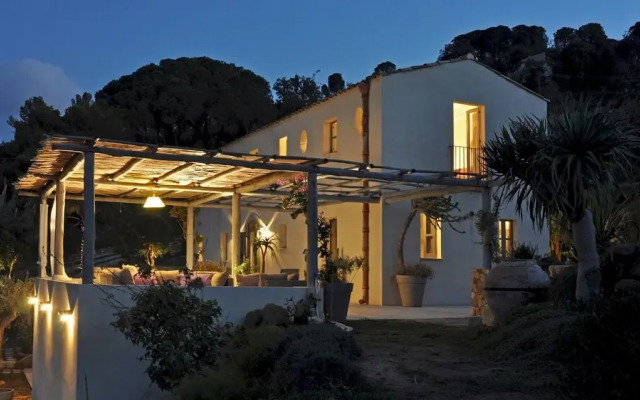 Villa Palomina 8 in Cefal