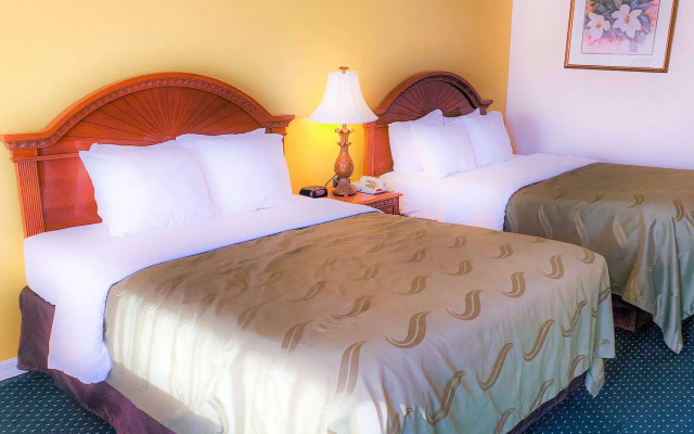 Quality Inn near Manatee Springs State Park