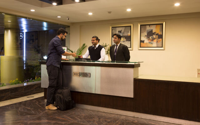 Hotel Softel Plaza