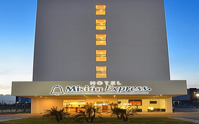 Hotel Misión Express Monterrey Aeropuerto La Fe