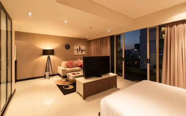 The Costa Serviced Apartment By Seaholiday