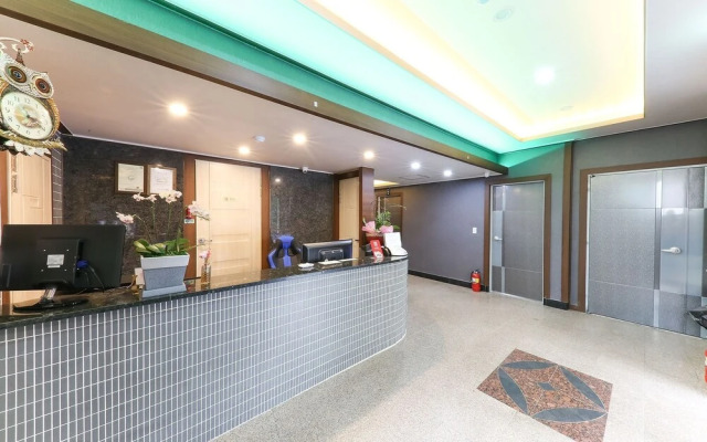 Cheonan Seongjeong J Hotel