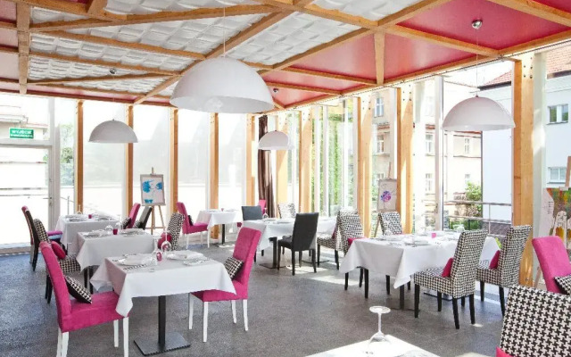 Platinum Residence Boutique Hotel