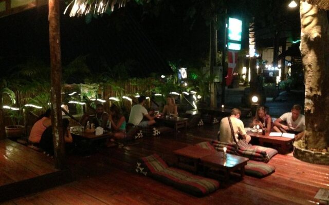 Lonely Beach Pool Resort