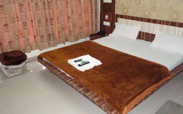 Hotel Om Palace