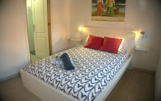 Puerto Nest Hostel