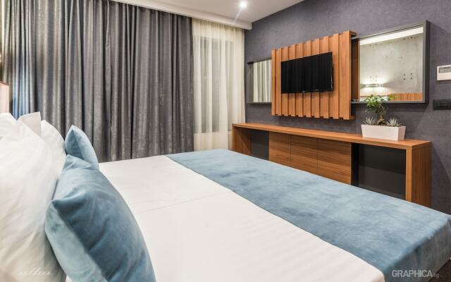 103 Degrees Hotel & SPA