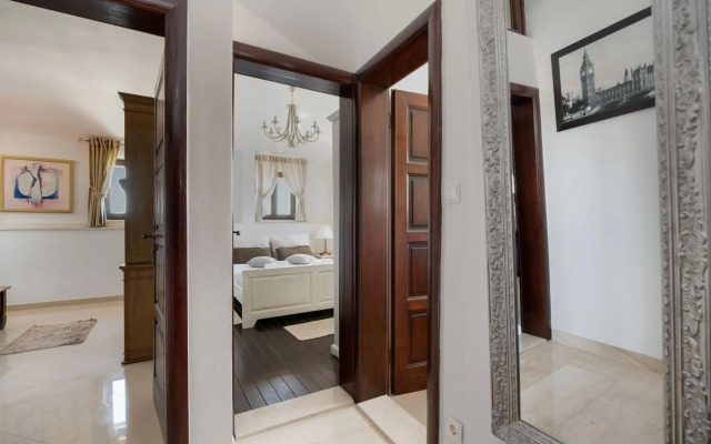 Luxury Apartments Perko