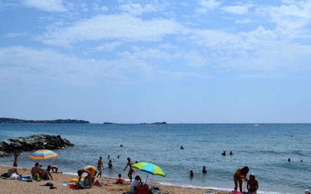 Appartement Juan les Pins, 2 pièces, 4 personnes - FR-1-252-109